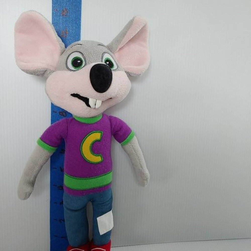 Chuck E Cheese plush